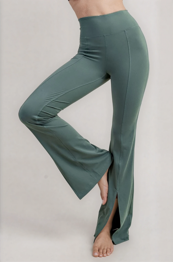Recycled Butter Front Slit Legging